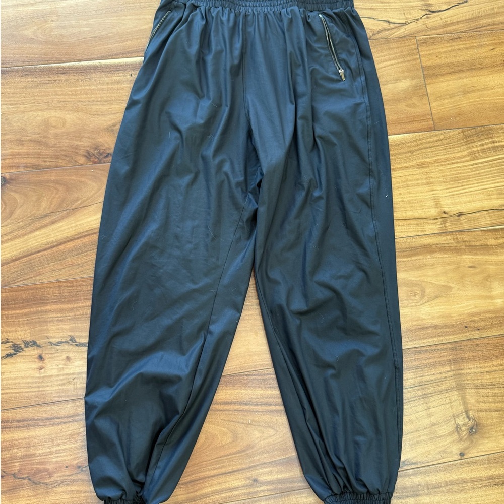 ADAY Women’s Black Jogger Pants